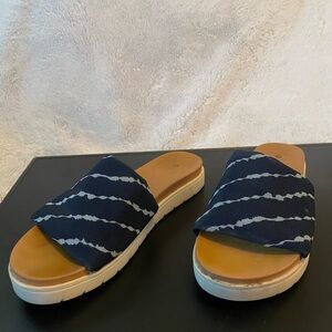 Shade & Shore Platform Slides